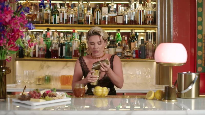 Florence_ClassicCocktails_VogueUK_FPD_1553.jpg