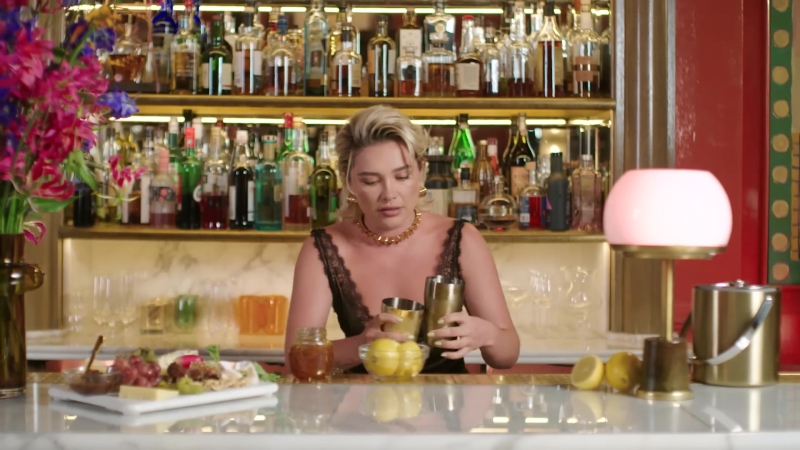 Florence_ClassicCocktails_VogueUK_FPD_1556.jpg