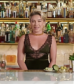 Florence_ClassicCocktails_VogueUK_FPD_0078.jpg