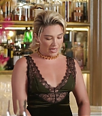 Florence_ClassicCocktails_VogueUK_FPD_0082.jpg