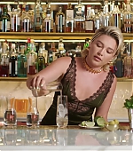 Florence_ClassicCocktails_VogueUK_FPD_0228.jpg