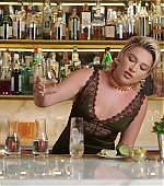 Florence_ClassicCocktails_VogueUK_FPD_0231.jpg