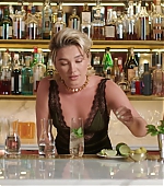 Florence_ClassicCocktails_VogueUK_FPD_0299.jpg