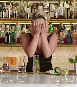 Florence_ClassicCocktails_VogueUK_FPD_0315.jpg