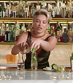 Florence_ClassicCocktails_VogueUK_FPD_0341.jpg
