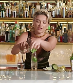 Florence_ClassicCocktails_VogueUK_FPD_0342.jpg