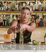 Florence_ClassicCocktails_VogueUK_FPD_0343.jpg