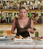 Florence_ClassicCocktails_VogueUK_FPD_0969.jpg