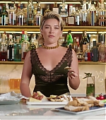 Florence_ClassicCocktails_VogueUK_FPD_1060.jpg