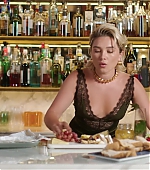 Florence_ClassicCocktails_VogueUK_FPD_1119.jpg