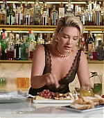 Florence_ClassicCocktails_VogueUK_FPD_1132.jpg
