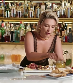 Florence_ClassicCocktails_VogueUK_FPD_1133.jpg