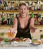 Florence_ClassicCocktails_VogueUK_FPD_1189.jpg