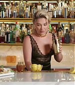 Florence_ClassicCocktails_VogueUK_FPD_1485.jpg