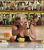 Florence_ClassicCocktails_VogueUK_FPD_1506.jpg