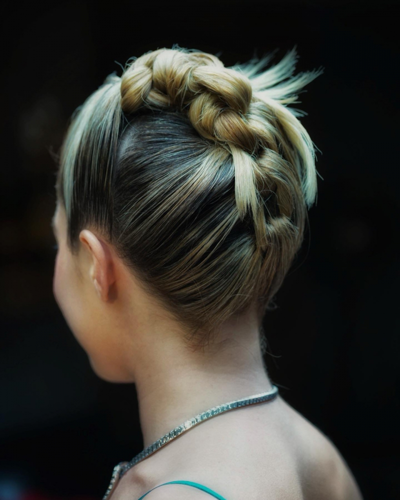 [@peterluxhair]
