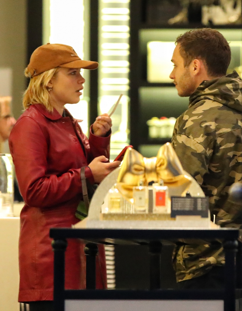 Shopping_London_Dec24_FPD_28429.jpg