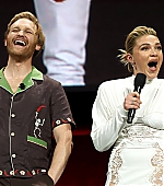 florencepughdaily_cinemacon_presenting_282029.jpg