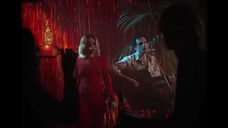 florencepughdaily_midnight_mv_195.jpg