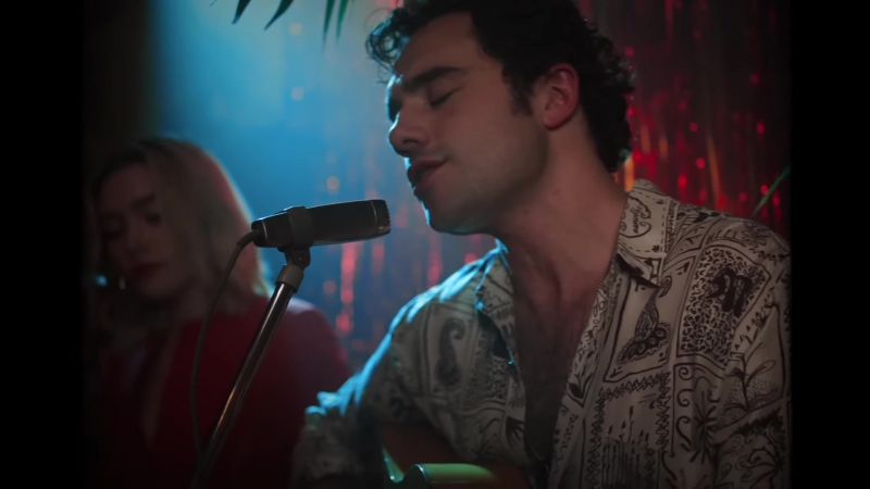 florencepughdaily_midnight_mv_307.jpg