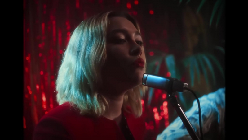 florencepughdaily_midnight_mv_349.jpg