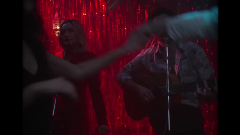 florencepughdaily_midnight_mv_550.jpg
