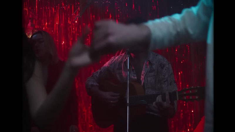 florencepughdaily_midnight_mv_553.jpg
