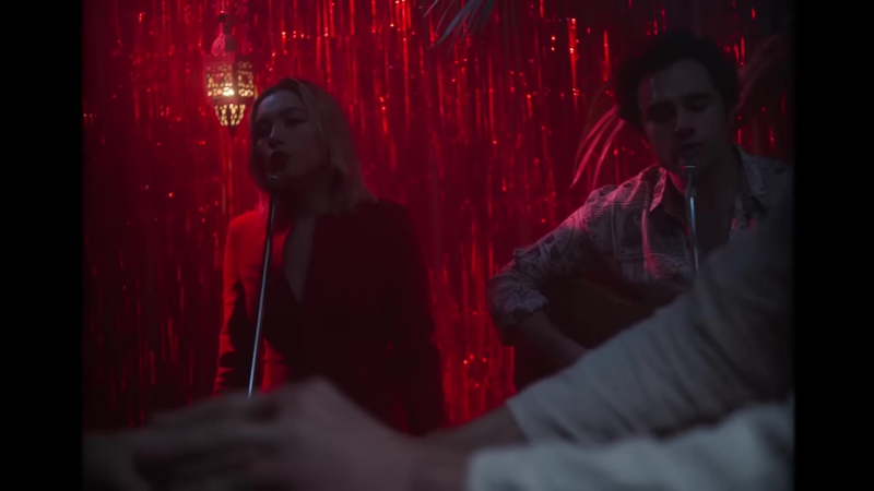 florencepughdaily_midnight_mv_564.jpg