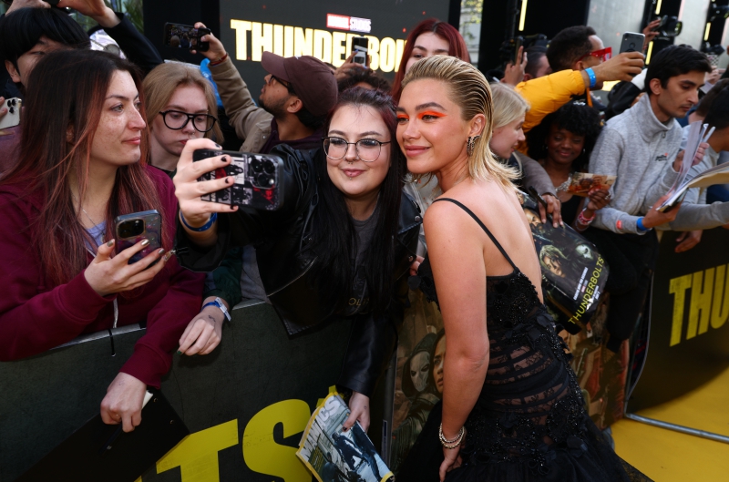 florencepughdaily_thunderbolts_ukpremiere_fans_28229.jpg