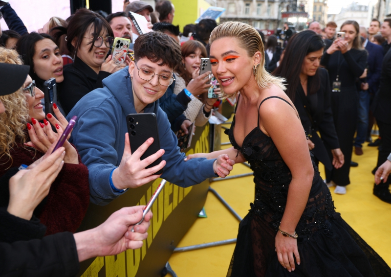 florencepughdaily_thunderbolts_ukpremiere_fans_28729.jpg