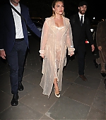 florencepughdaily_thunderbolts_uk_afterparty_281229.jpg