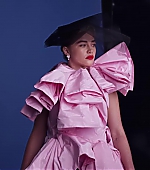 florencepughdaily_harperbazaaruk_interview_0239.jpg