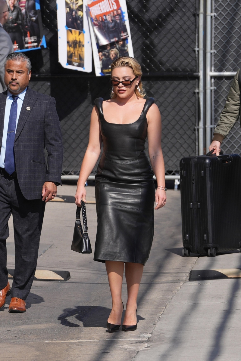 florencepughdaily_jimmykimmeltape_arriving_2813529.jpg