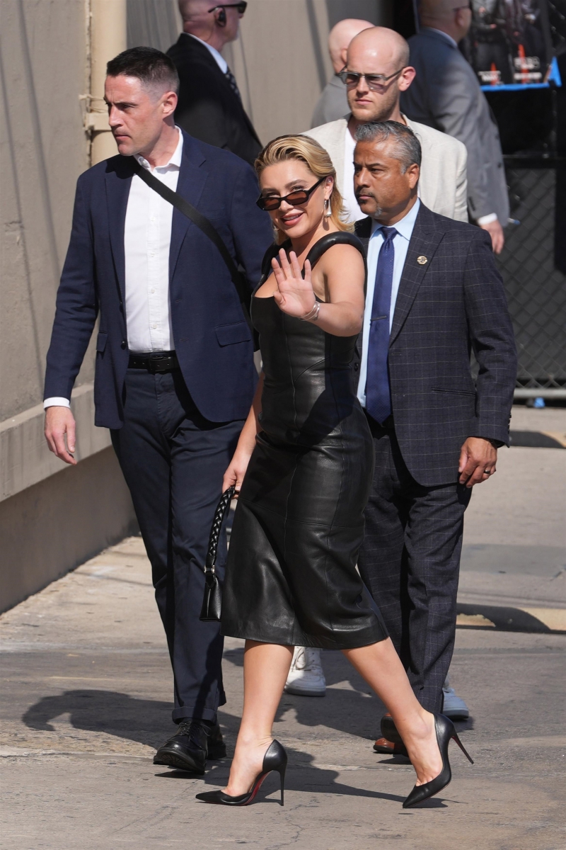 florencepughdaily_jimmykimmeltape_arriving_2814129.jpg