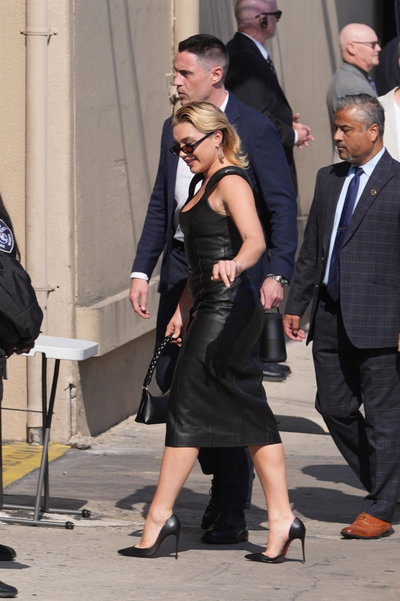 florencepughdaily_jimmykimmeltape_arriving_2814229.jpg
