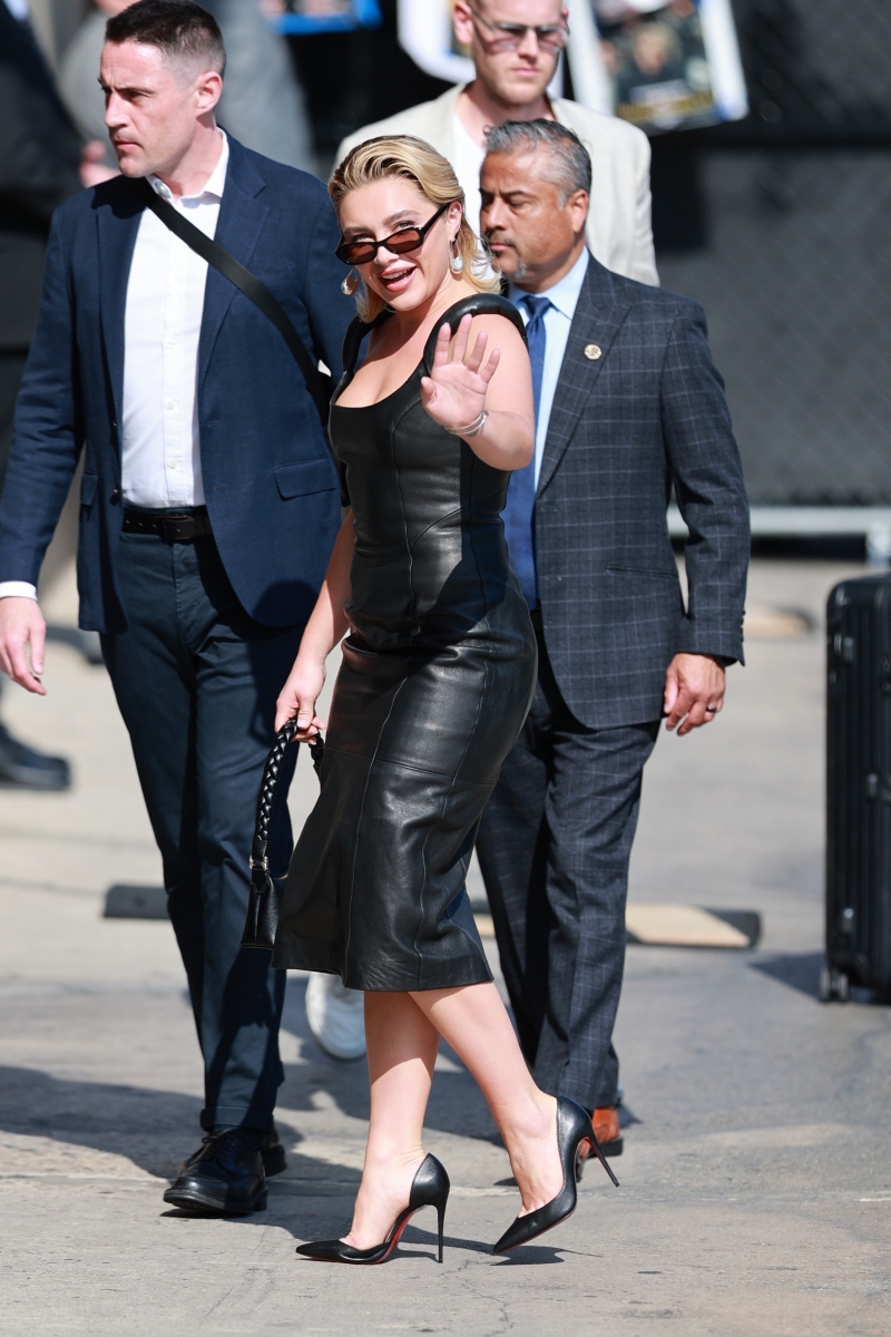 florencepughdaily_jimmykimmeltape_arriving_282829.jpg