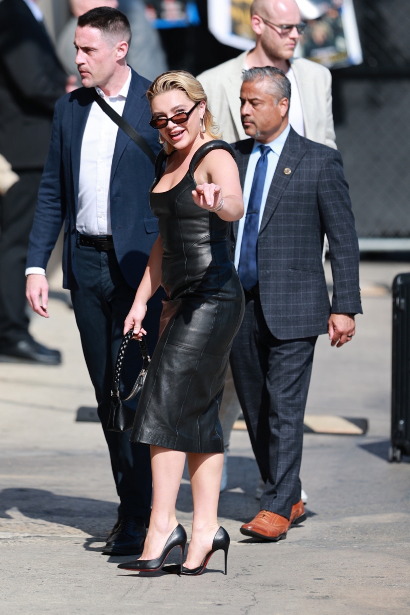 florencepughdaily_jimmykimmeltape_arriving_283029.jpg