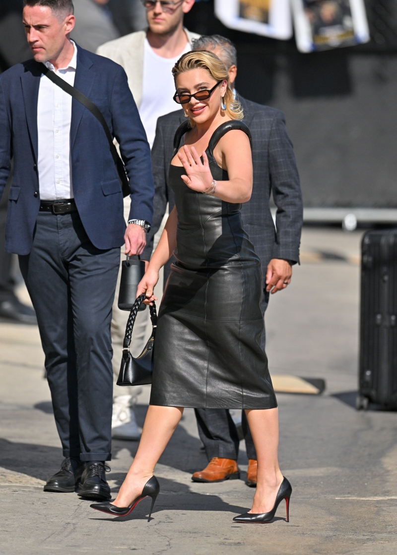 florencepughdaily_jimmykimmeltape_arriving_285929.jpg