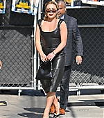 florencepughdaily_jimmykimmeltape_arriving_2810129.jpg