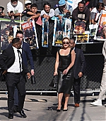 florencepughdaily_jimmykimmeltape_arriving_2812129.jpg