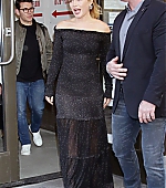 florencepughdaily_livekelly_leaving_2810729.jpg