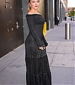 florencepughdaily_livekelly_leaving_287629.jpg