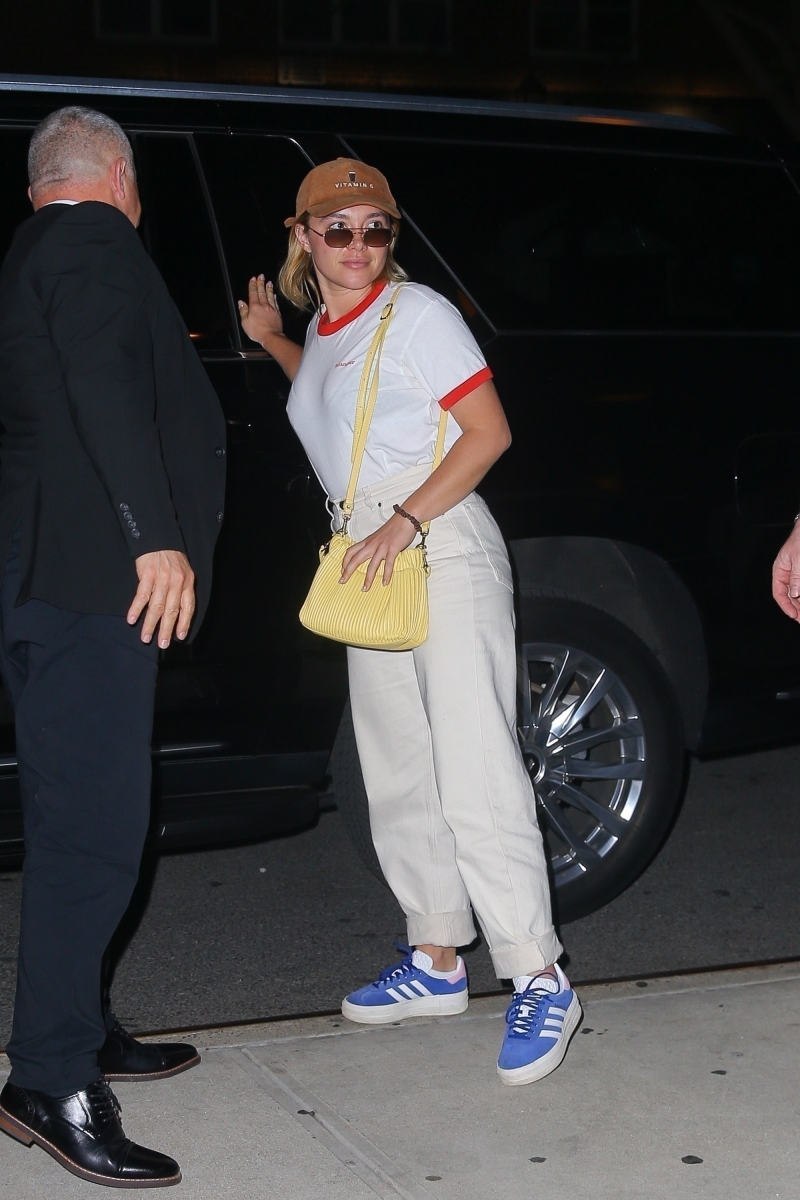 florencepughdaily_headingback_hotel_282829.jpg
