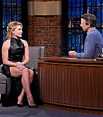 florencepughdaily_sethmeyers_show_28129.jpg