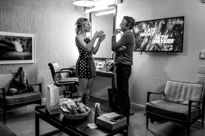 florencepughdaily_sethmeyers_show_281229.jpg